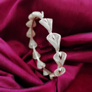 BELL DROP AESTHETIC DESIGNER FILIGREE BANGLE
