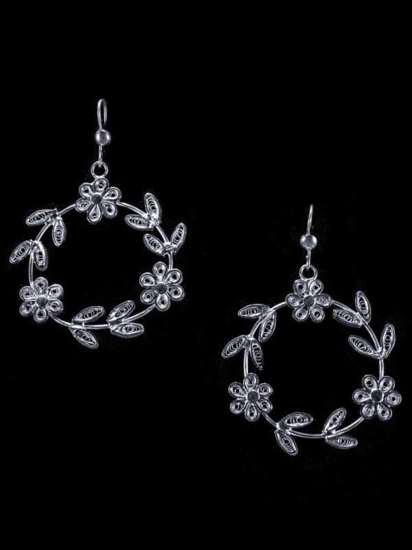Bold Dangles