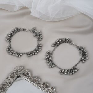 Nazreen-Oxidised-Ghungroo-Anklets