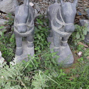 Small Horse statues