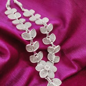 UPVAN HAARROYAL SILVER FILIGREE NECKLACE