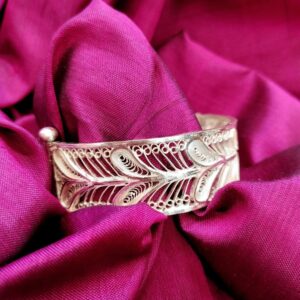 MORPANKH EXQUISITE DESIGNER FILIGREE KADDA