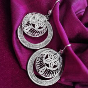 ENCIRCLED BLOOMSSLIDING FILIGREE CIRCLE EARRINGS