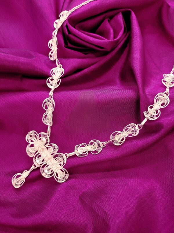 RIBBONS OF FATEMODERN SILVER FILIGREE NECKPIECE - Image 2