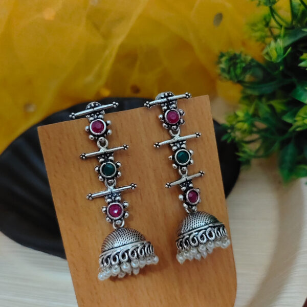 AASHNA Elegant Traditional Earrings - Image 3
