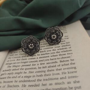 ANUSHKA Oxidised Stud Earrings-01