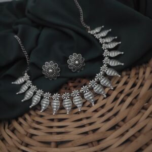 Kabayali Oxidised Choker Neklace Set