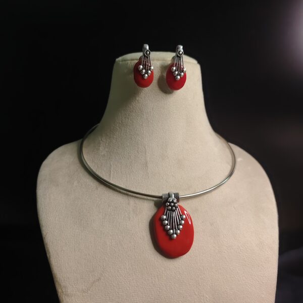 NIHIRA Oxidised Stone Hasli Necklace Earrings Set-Red - Image 2