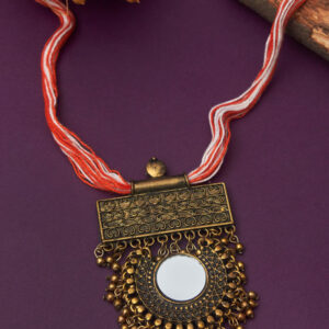 Nalina pendant necklace