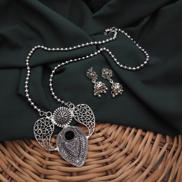 Oxidised Chain Necklace Earrings Set - Image 2