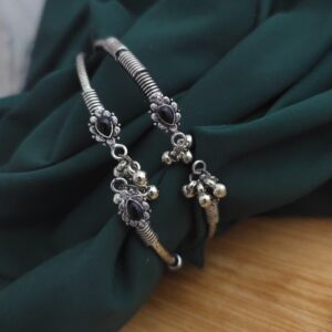 Oxidised Flower Foot Kada-2
