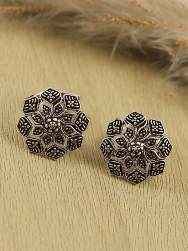 Oxidised Silver Floral Toe Ring for Women