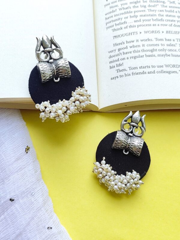 Oxidised Silver Shiva Trishul Design Black Fabric Stud Earring for Women - Image 3