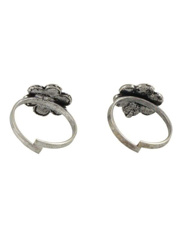 Oxidised Silver Toe Rings for Women - Image 3