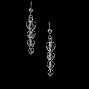 Petal danglers