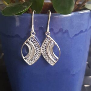Rising Waves - Silver Filigree earrings