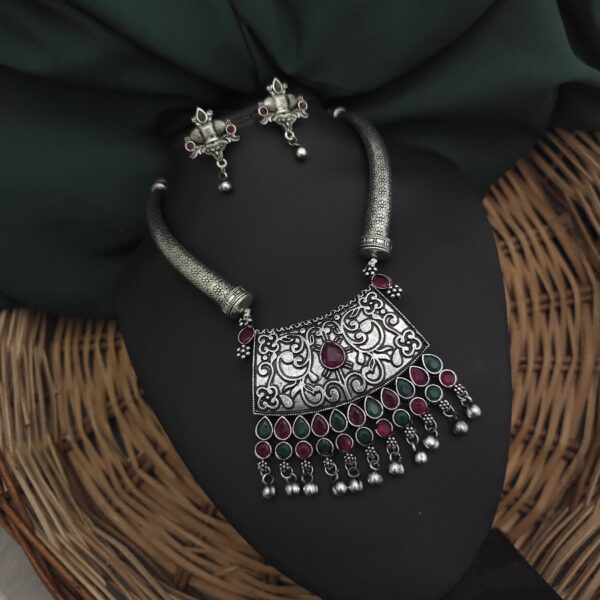 SHIPRA Oxidised Hasli Necklace Earrings Set - Image 5