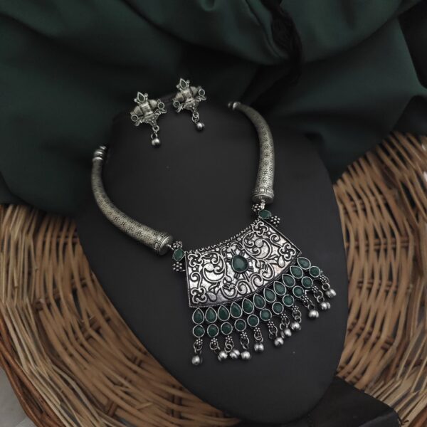SHIPRA Oxidised Hasli Necklace Earrings Set - Image 7