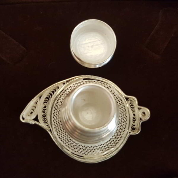 Silver Filigree Sindoor dani Kumkum Chandan holder - Image 2