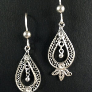 Swaying and Traditional-10