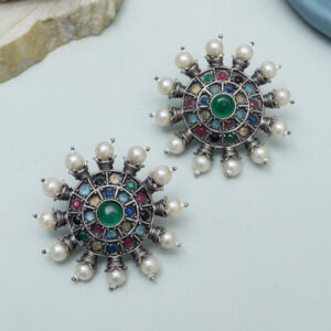 Vedyaa Stud Earrings