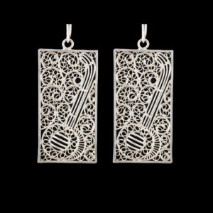 Veena earrings