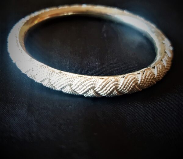 Venibala - Silver Filigree Bangle