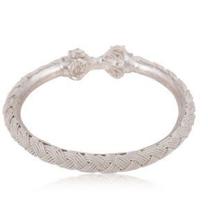 Venibala with makarmukhi - Silver Filigree Bangle